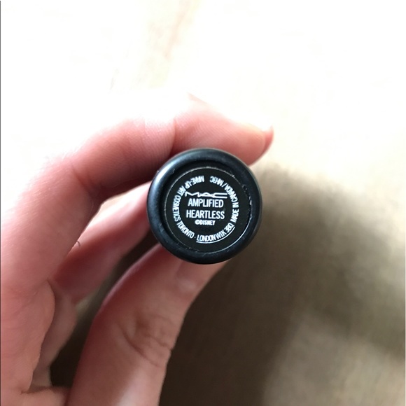 Mac Makeup - Picture 2 of 4